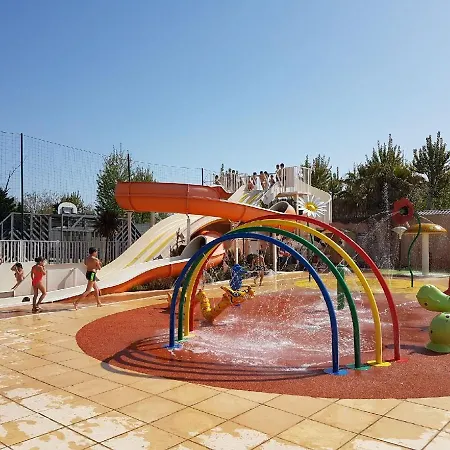 Mobile Home Les Sables Du Midi Kemping 4*
